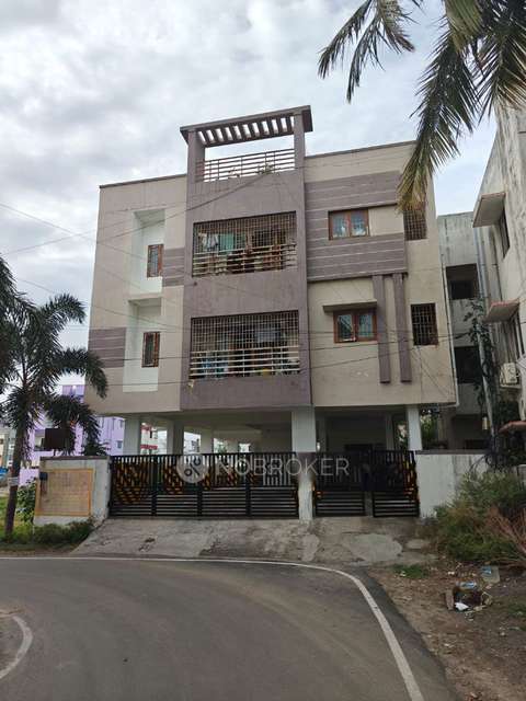 2 BHK Flat In Divine Homes For Sale  In Chandrasekhar Avenue, Thoraipakkam