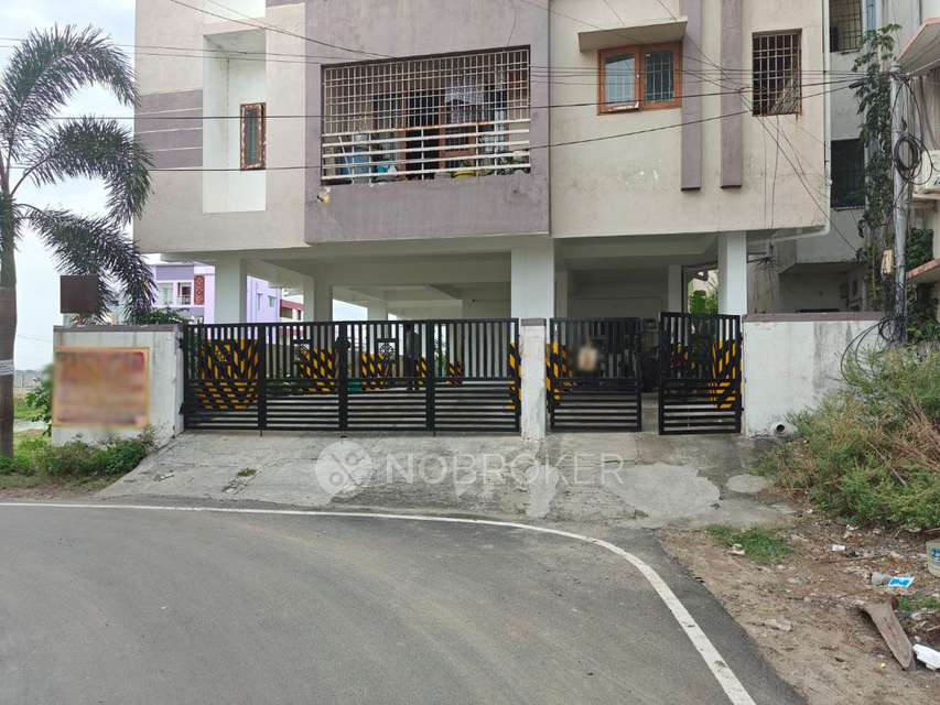 2 BHK Flat In Divine Homes For Sale  In Chandrasekhar Avenue, Thoraipakkam