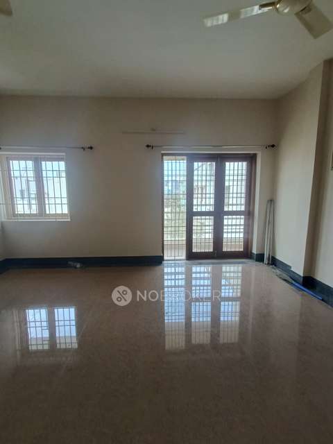 2 BHK Flat In Divine Homes For Sale  In Chandrasekhar Avenue, Thoraipakkam