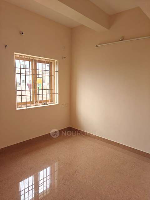 2 BHK Flat In Divine Homes For Sale  In Chandrasekhar Avenue, Thoraipakkam