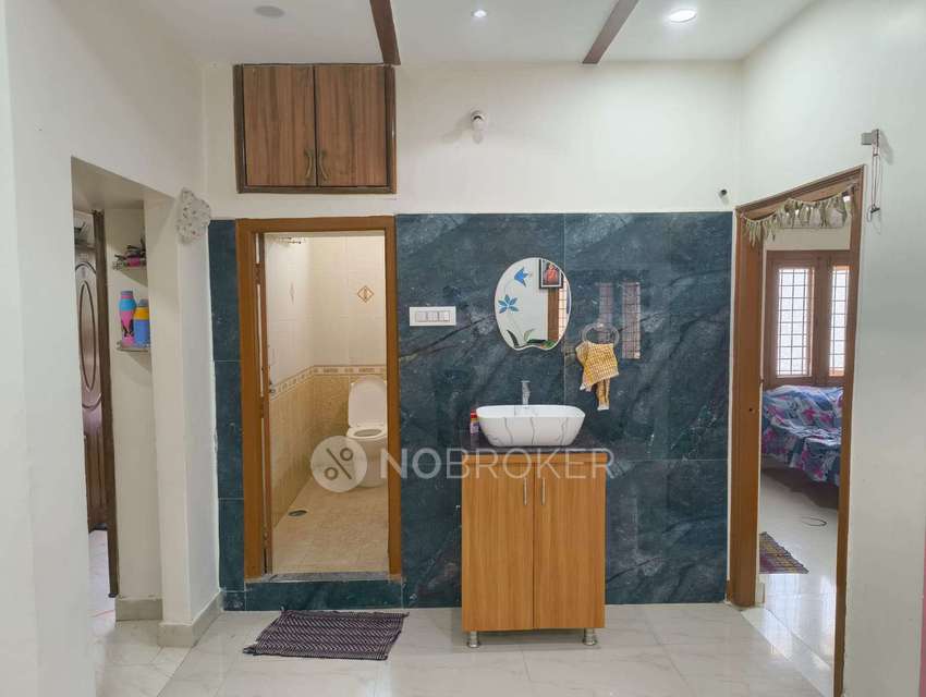 2 BHK Flat In Sri Sainath Tower For Sale  In Boduppal