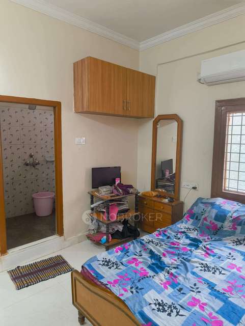 2 BHK Flat In Sri Sainath Tower For Sale  In Boduppal