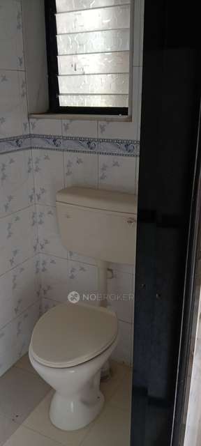 2 BHK Flat In Neelam Nagar Building No 7 Chs,  For Sale  In Mulund East Mumbai