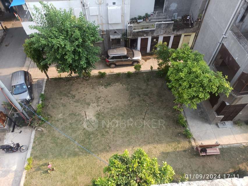 2 BHK Flat In Mahadev Apartment, Narela for Rent  In Narela