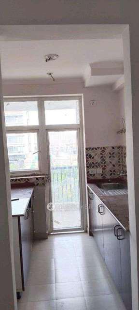 2 BHK Flat In Amrapali Leisure Park For Sale  In Uttar Pardesh