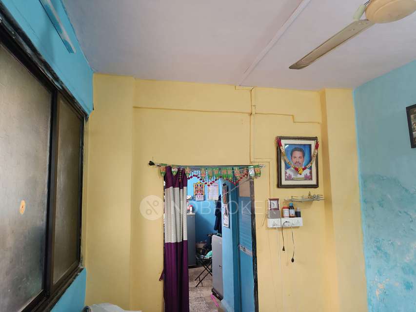 1 RK Flat In Vijaydeep Society For Sale  In Chembur