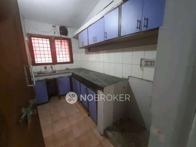 1 BHK House for Rent  In Sector 52