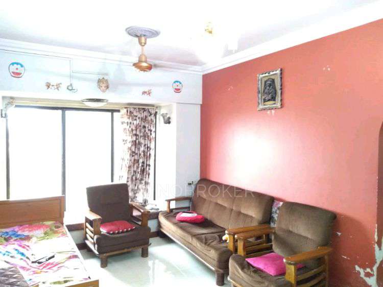 2 BHK Flat In Safal Ganga Chs For Sale  In Collectors Colony Road