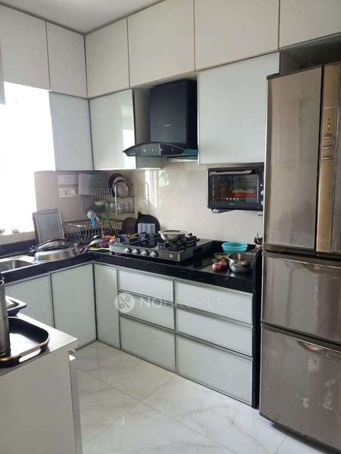 1 BHK Flat In Continental Heights For Sale  In Byculla