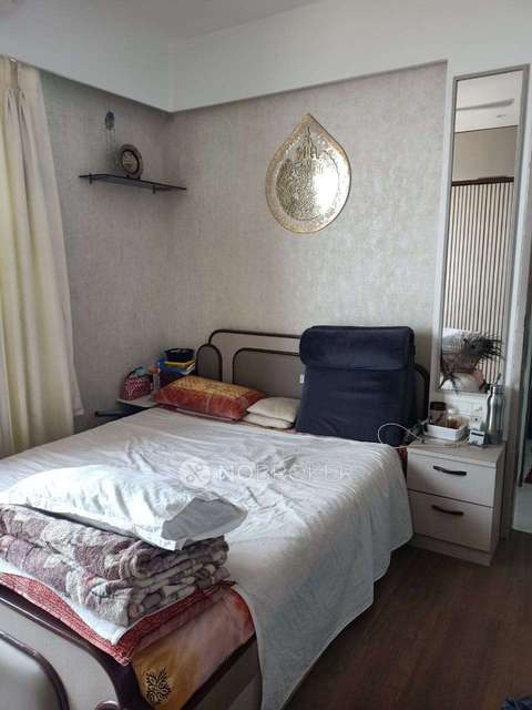 1 BHK Flat In Continental Heights For Sale  In Byculla