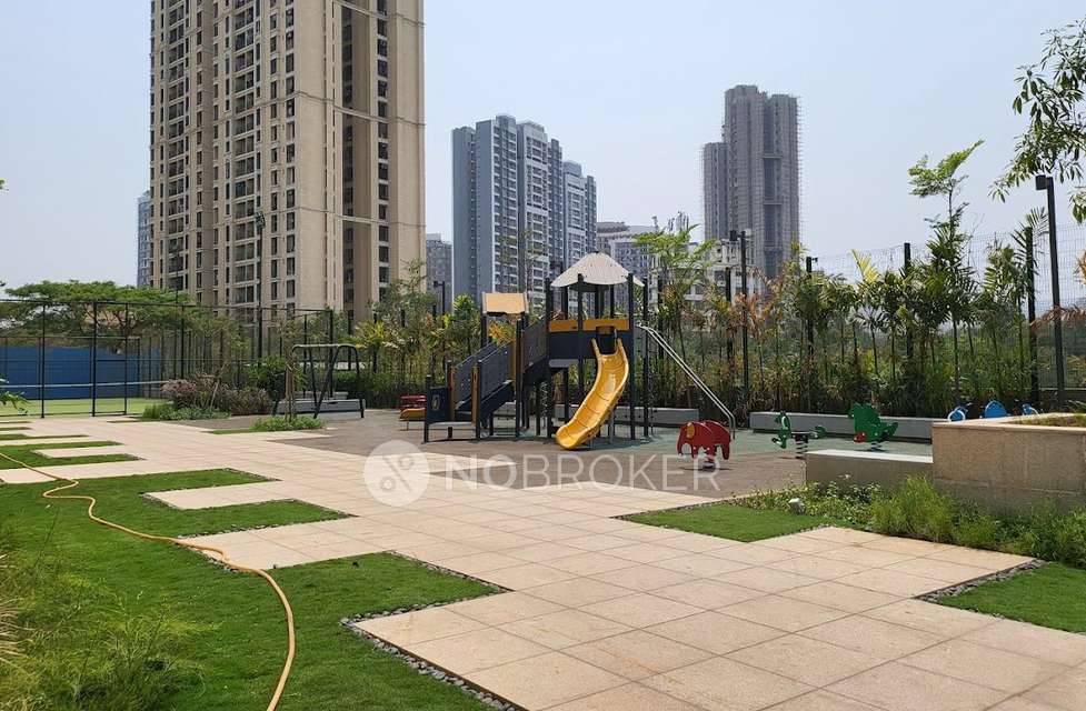2 BHK Flat In Lodha Sterling, Thane West For Sale  In Thane West