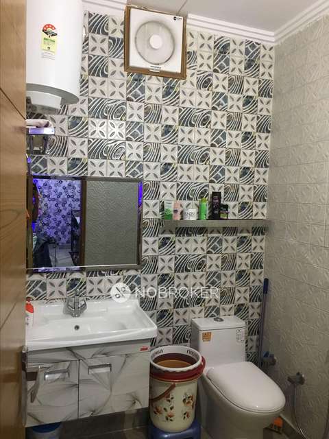 3 BHK Flat For Sale  In Mohan Garden