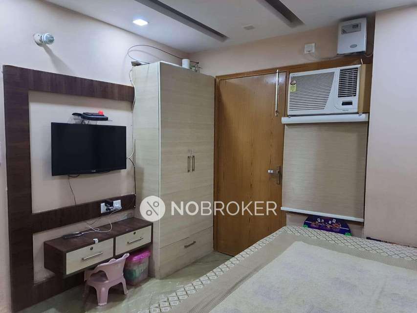 3 BHK Flat For Sale  In Mohan Garden