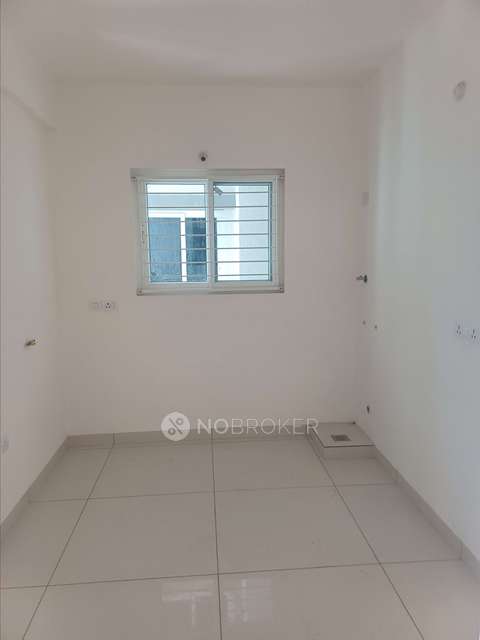 2 BHK Flat In Aparna Sarovar Zicon For Sale  In Nalagandla