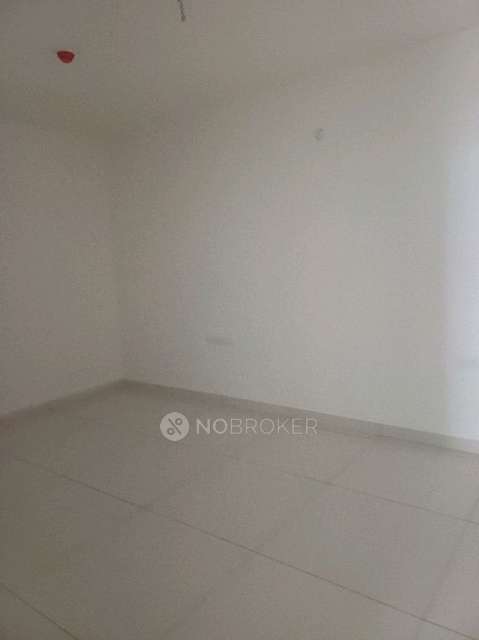 2 BHK Flat In Aparna Sarovar Zicon For Sale  In Nalagandla