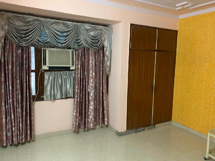 Priyadarshini Apartments Patparganj Rent WITHOUT BROKERAGE Fully