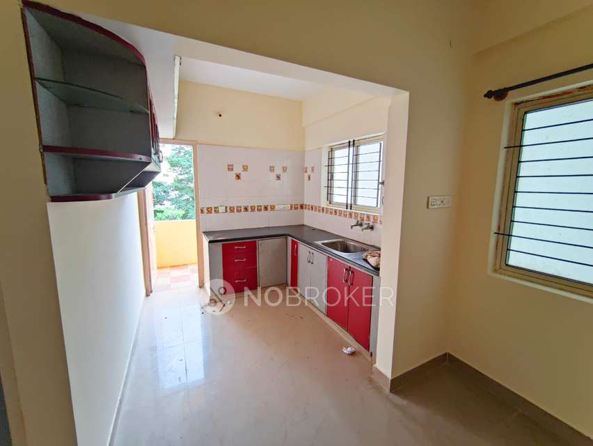 2 BHK Flat In Kruthika Heights For Sale  In Jalahalli West