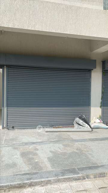 Shop in Rohan Abhilasha G Block, Pune for sale 