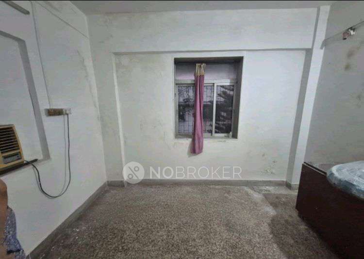1 BHK Flat In Ravishashi Chs for Rent  In Santacruz (west)
