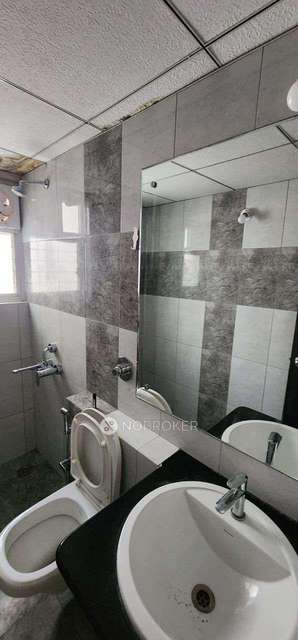 2 BHK Flat In Kolte Patil Raaga For Sale  In Hebbal