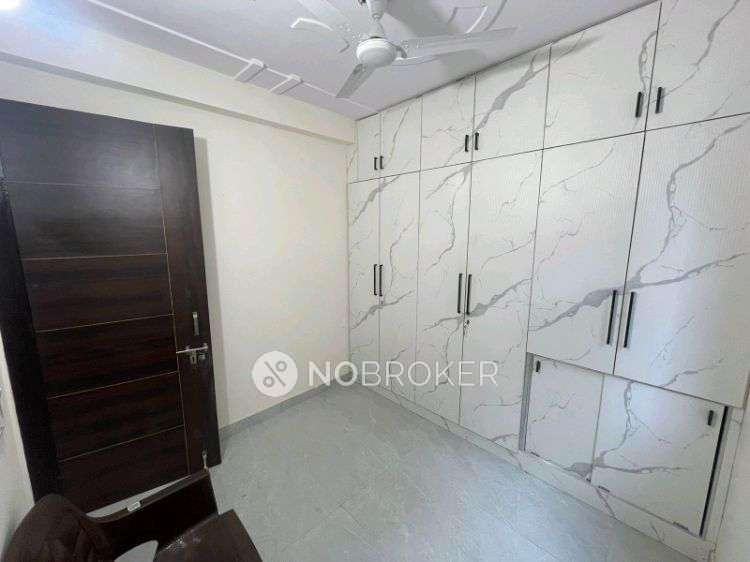 3 BHK Flat For Sale  In Okhla