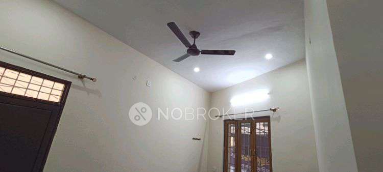 2 BHK Flat In Sector 44 for Rent  In 3, Gali Number 3, Chhalera, Chhalera Bangar, Sector 44, Noida, Uttar Pradesh 201301, India