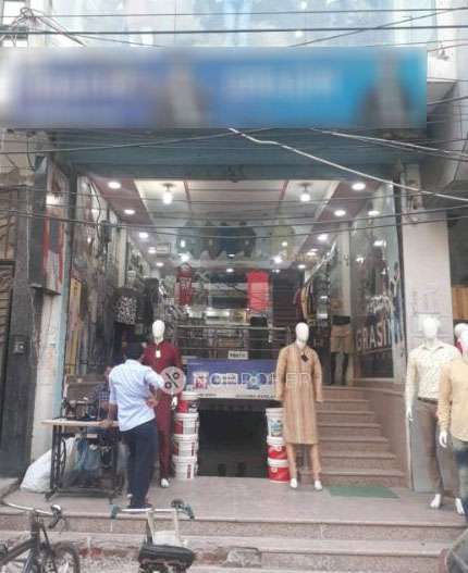 Showroom in Krishna Nagar, Delhi for sale 