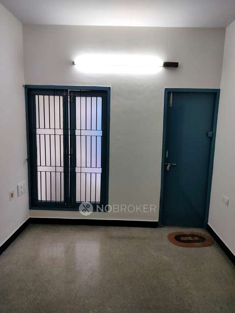 2 BHK Flat In Dabc Oviyam Apts Mogappair West Near Dav School For Sale  In Mogappair