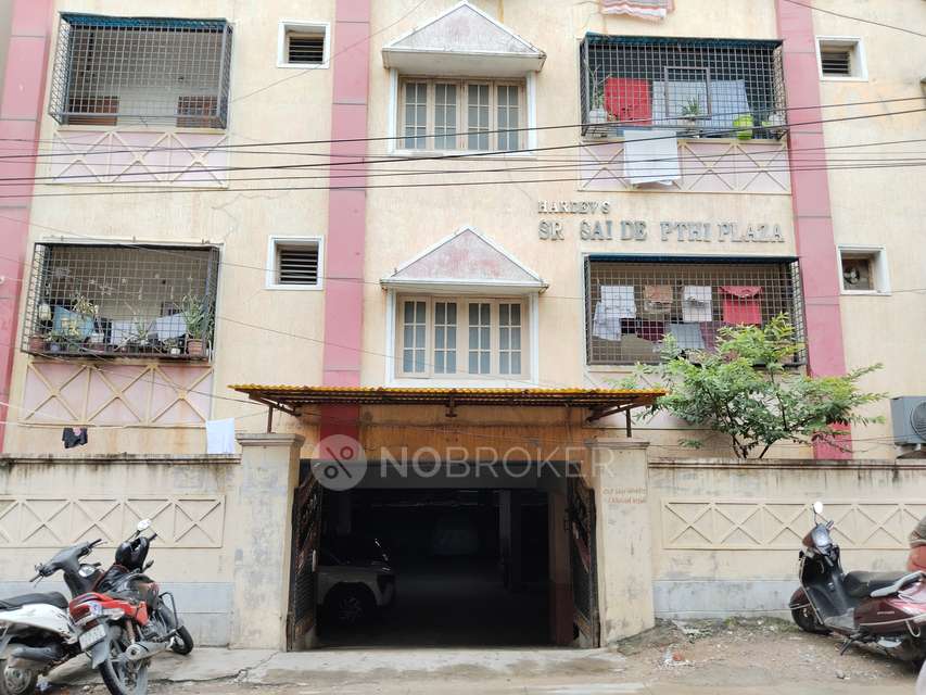 2 BHK Flat In Sri Sai Deepthi Plaza For Sale  In Musheerabad, Zamistanpur