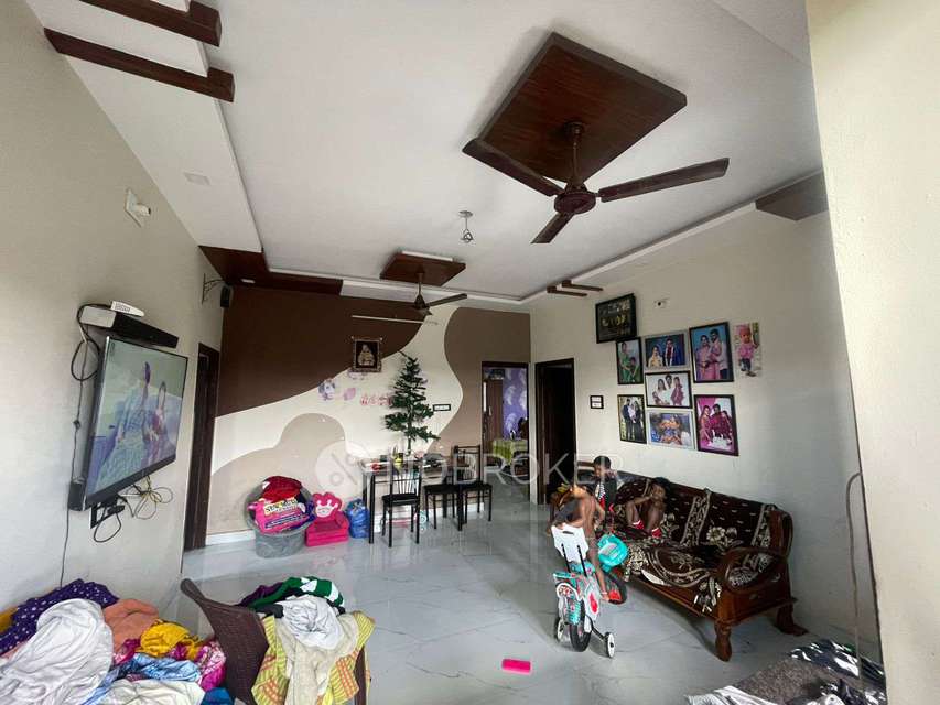 4+ BHK House For Sale In Ponneri