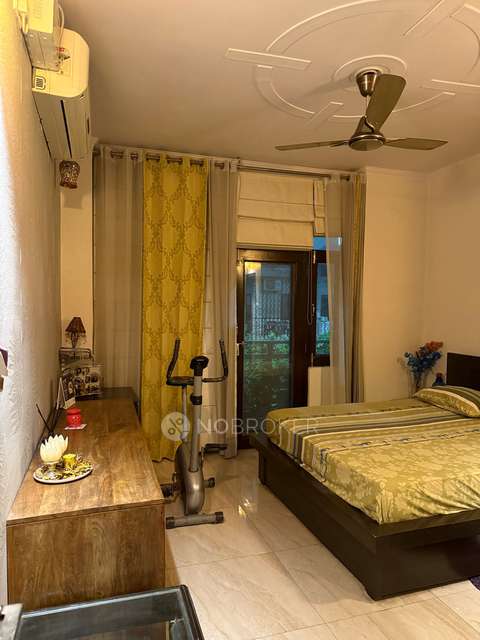 3 BHK Flat In Sri Keshav Kunj Apartments For Sale  In Dwarka