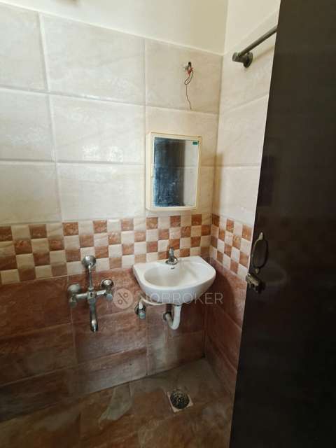 2 BHK Flat In Ms Charan Mm Poorna For Sale  In Sembakkam