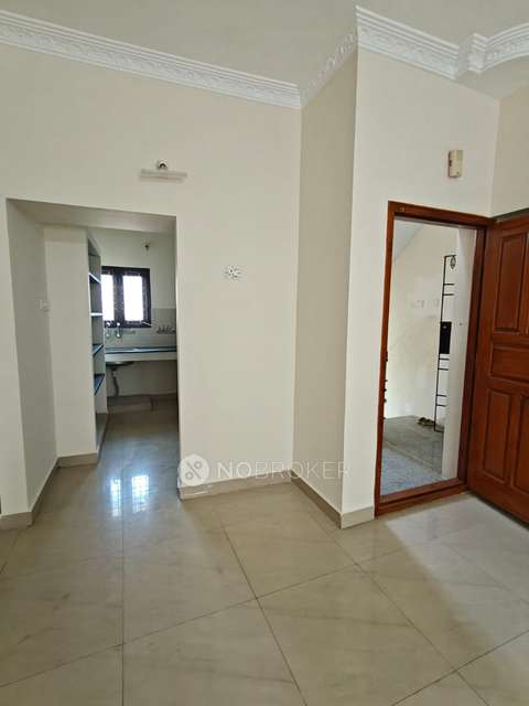 2 BHK Flat In Ms Charan Mm Poorna For Sale  In Sembakkam
