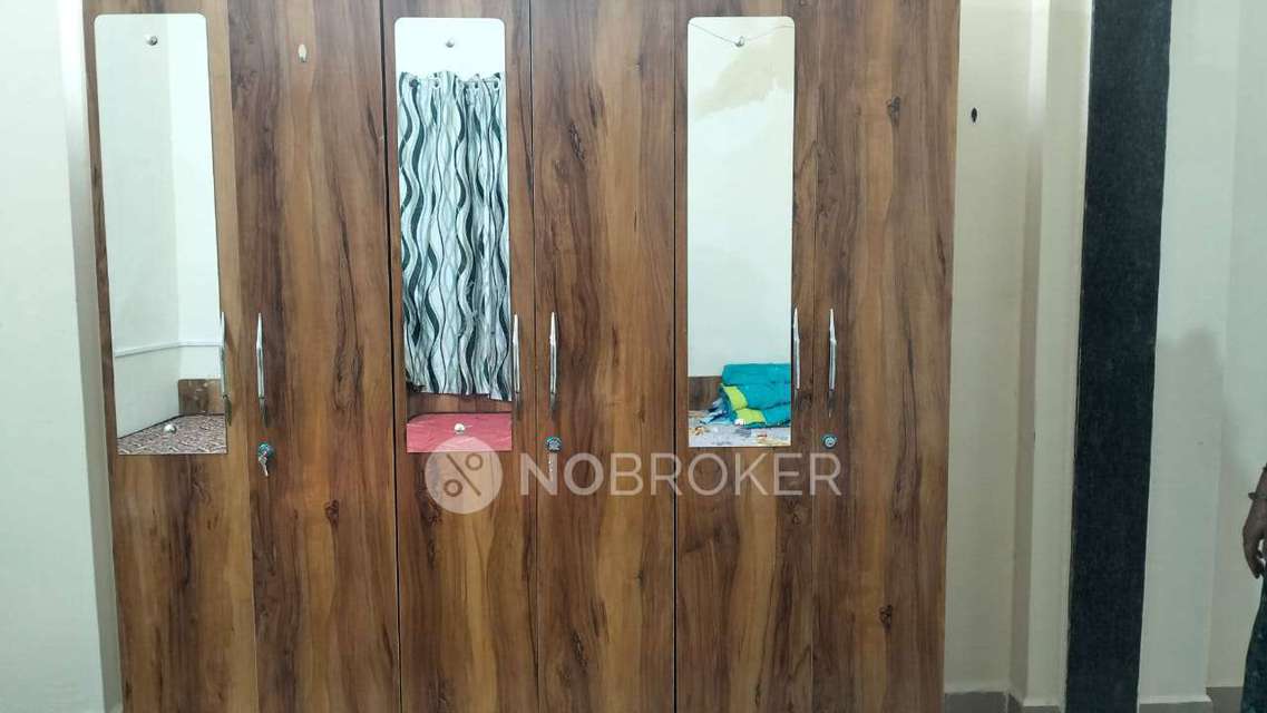 PG for Girls in Ghorpadi