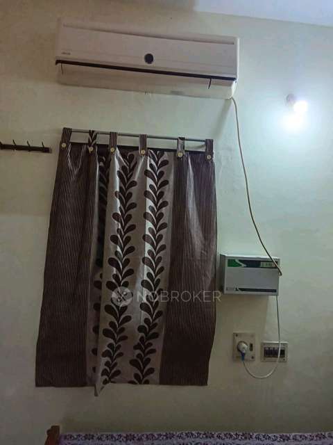 PG for Girls in Kolathur