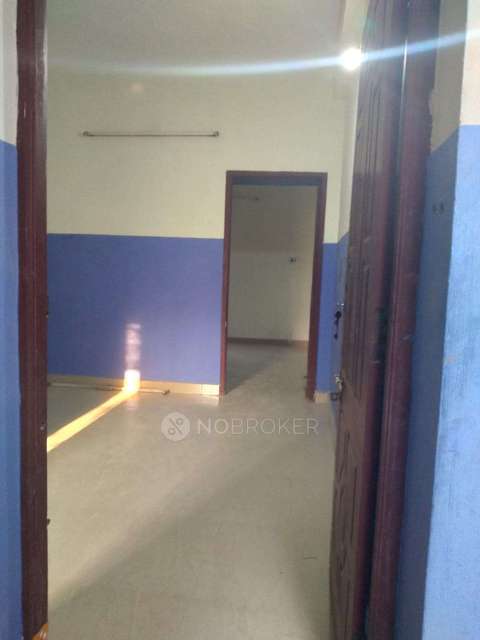 PG for Girls in Kolathur