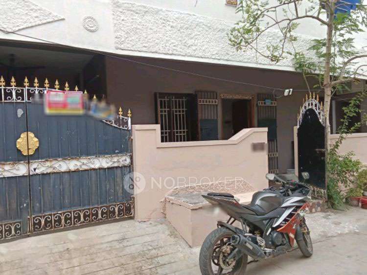 PG for Girls in Kolathur