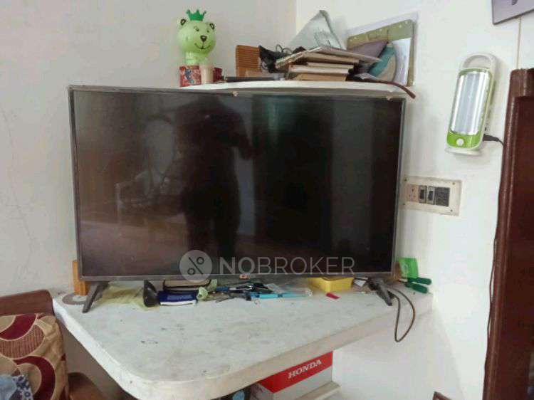 PG for Girls in Kolathur