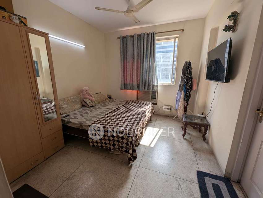 4 BHK Villa In Dlf Belvedere Park(single Room Available) for Rent  In Sector 24