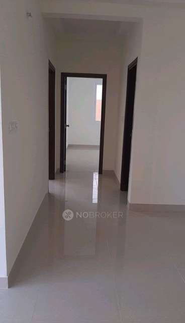 2 BHK Flat In Prestige Lakeridge For Sale  In Uttarahalli