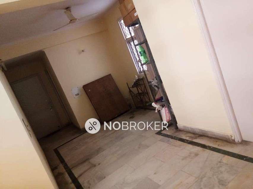 3 BHK Flat In Parsvnath Estate For Sale  In Omega Iv