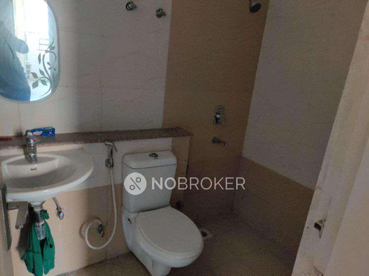 2 BHK Flat In Stellar Jeevan For Sale  In Bisrakh Jalalpur, 