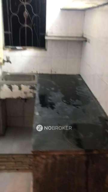 1 RK Flat In Lucky Apartment For Sale  In Goregaon East