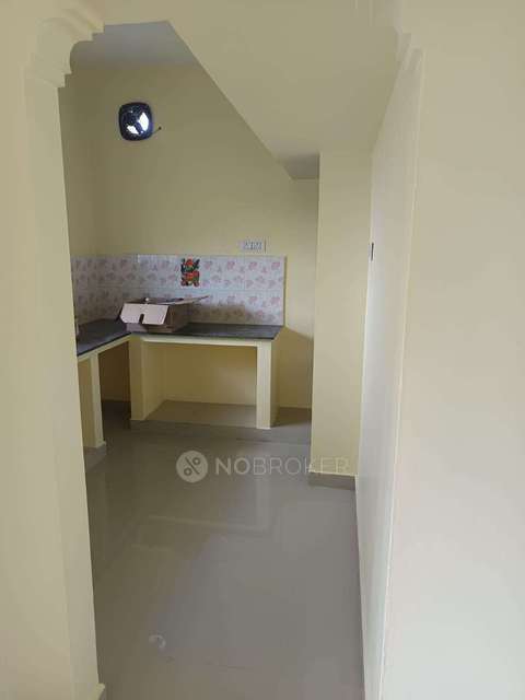 2 BHK Flat In Dps Apartments For Sale  In Vilinjiyambakkam Lake