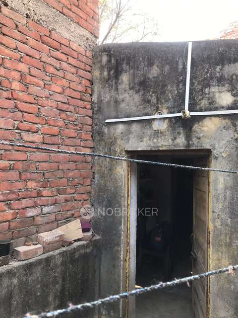 1 BHK Flat In Rohini Sec 20 For Sale  In Rohini