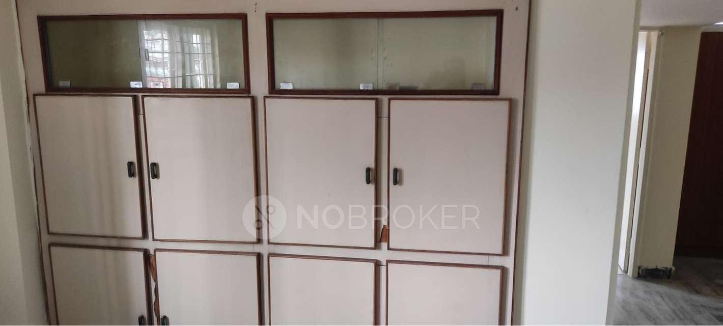 3 BHK Flat In Smr Krishna For Sale  In Sikh Village Road