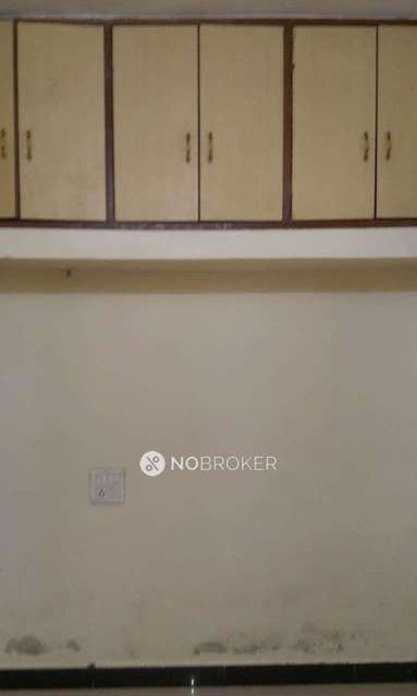 2 BHK Flat In Shikshak Nagar For Sale  In Kurla