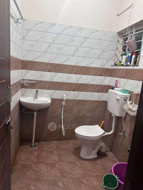 PG for Boys in Shanti Nagar,