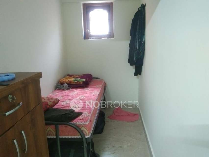 PG for Girls in Begur