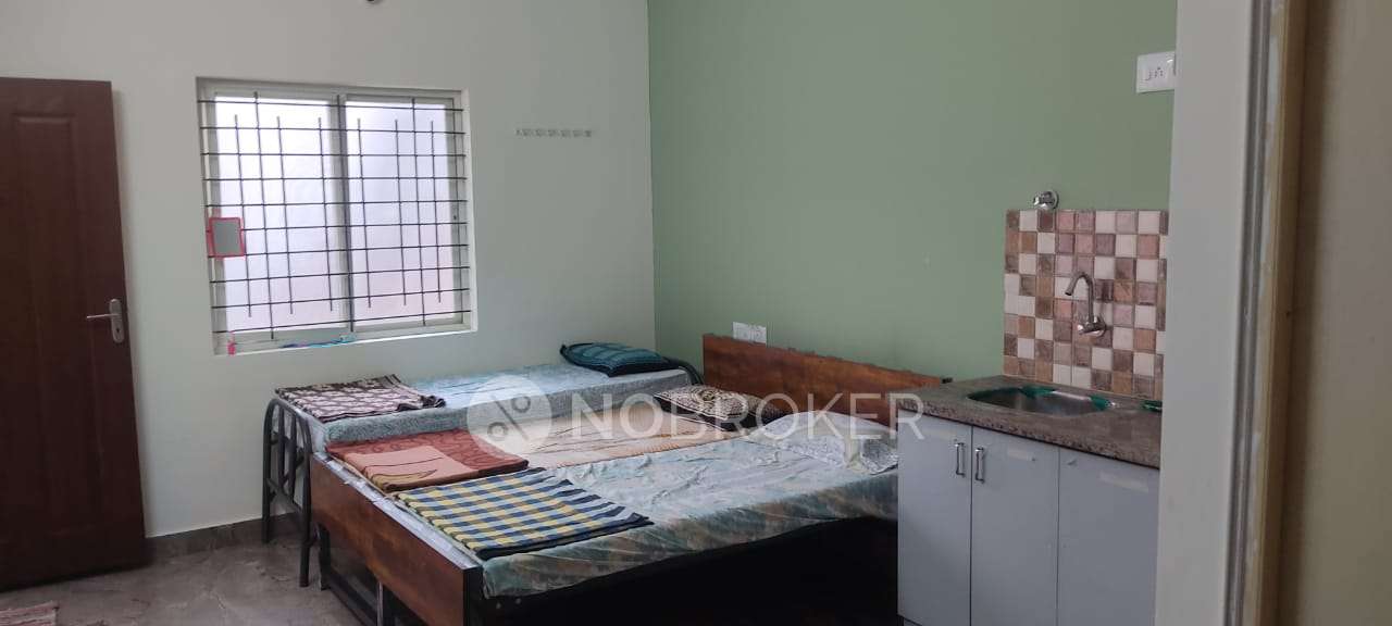 PG for Girls in Begur